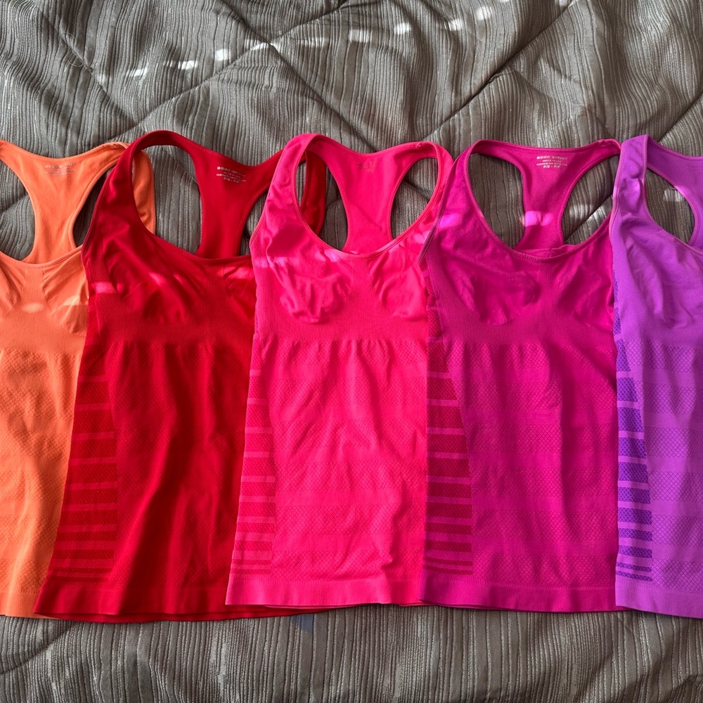 5 Women’s BBSP Seamless Racerback Tanks
